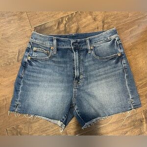 Gap High Rise Short - Size 29/8, 4” inseam